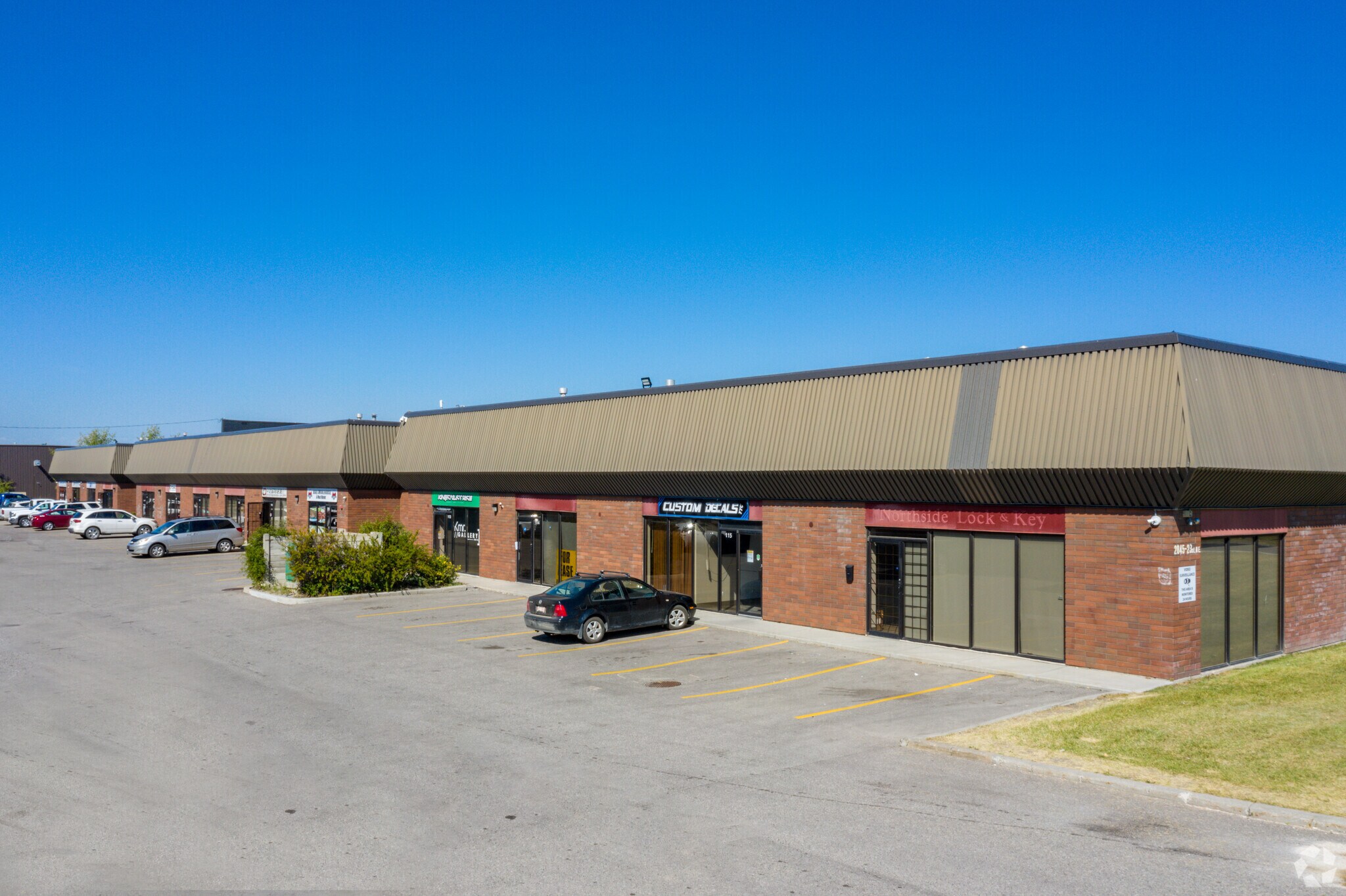 2845 23rd St NE, Calgary, AB à vendre Photo principale- Image 1 de 1