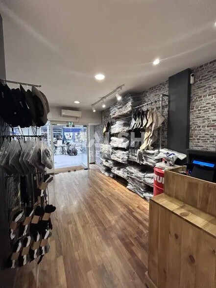 Commerce de détail dans Lyon à louer - Photo intérieure - Image 2 de 4