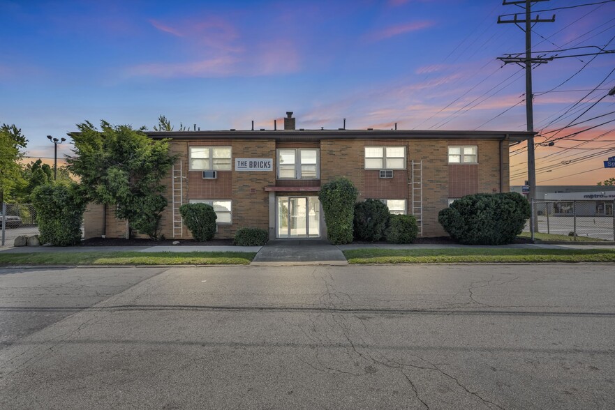 4787 W 130th St, Cleveland, OH for sale - Primary Photo - Image 1 of 1