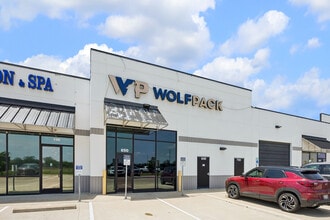 6520 S FM 359 Rd, Fulshear, TX for lease Interior Photo- Image 1 of 8