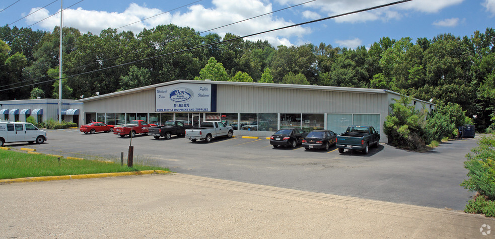 9912 I-30 W Service Rd, Little Rock, AR for lease - Primary Photo - Image 1 of 4