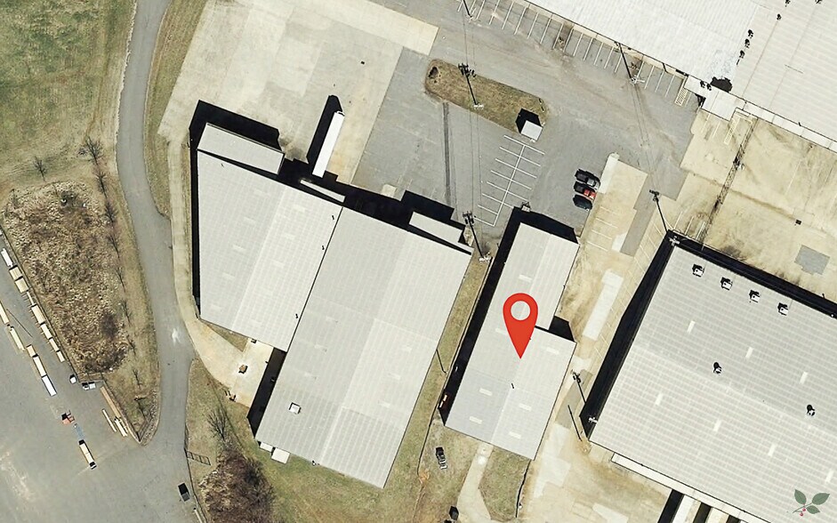 120 Anna Dr, Statesville, NC à louer - Photo du bâtiment - Image 2 de 2