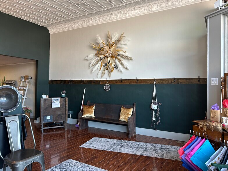 114 E South Railway, Oxford, NE à vendre - Photo du bâtiment - Image 3 de 8