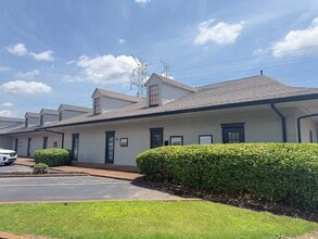 310 Walnut Bend Rd, Cordova, TN for lease Building Photo- Image 1 of 14