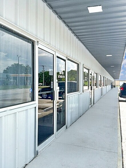 3651 SE Us-441, Okeechobee, FL à louer - Photo du bâtiment - Image 3 de 5