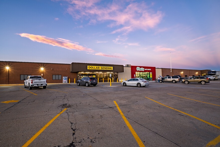 638 Illinois St, Sidney, NE à louer - Photo du bâtiment - Image 2 de 11