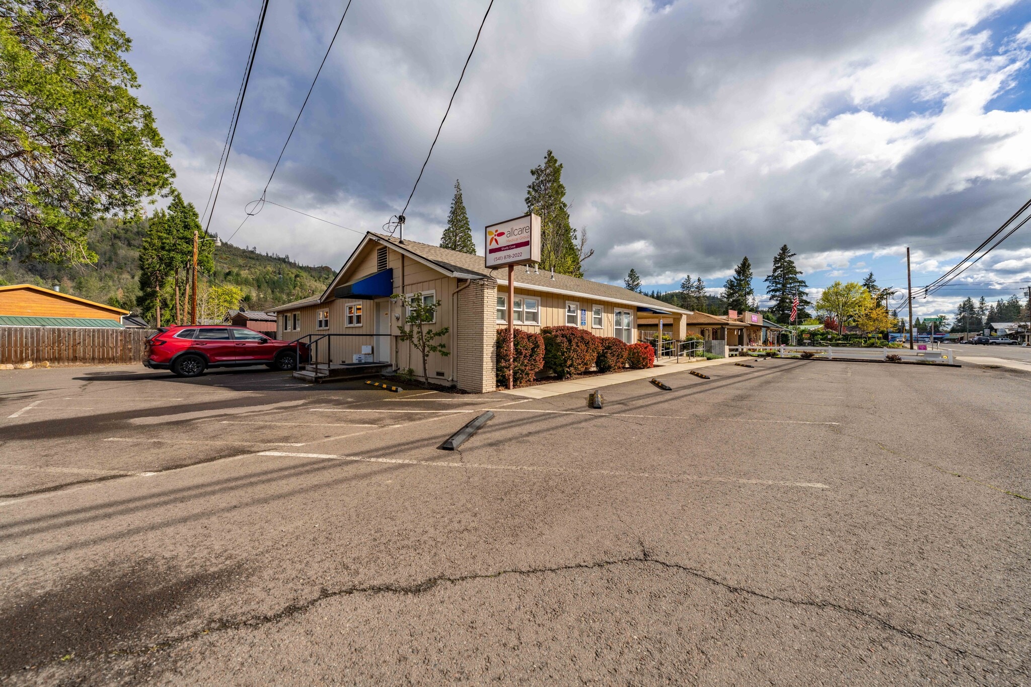 21990 Highway 62, Shady Cove, OR for sale Building Photo- Image 1 of 41