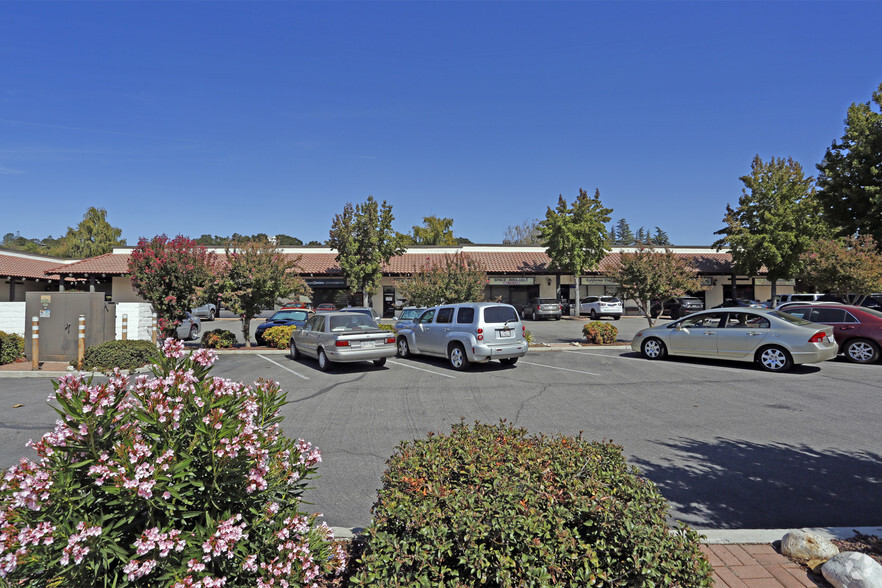 7425 El Camino Real, Atascadero, CA à vendre - Photo principale - Image 1 de 1