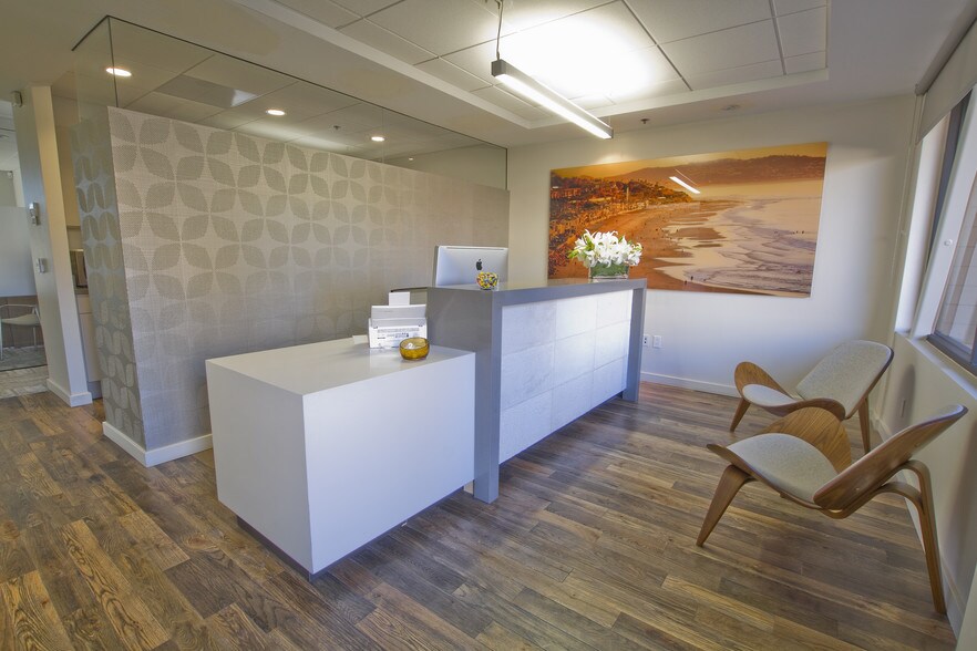 512 Via de la Valle, Solana Beach, CA à louer - Photo intérieure - Image 3 de 5