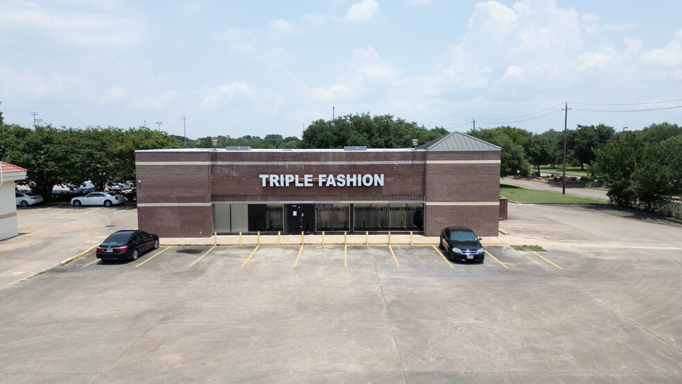 2193 Texas Pkwy, Missouri City, TX for lease - Primary Photo - Image 1 of 9