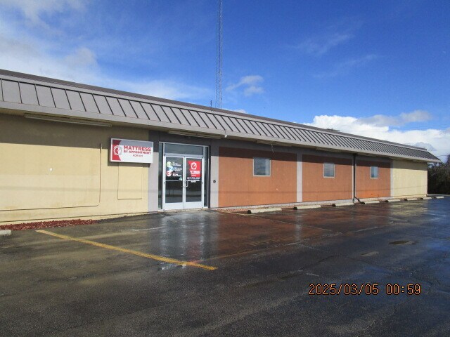 2982 W Beecher Rd, Adrian, MI à louer - Photo du bâtiment - Image 1 de 12