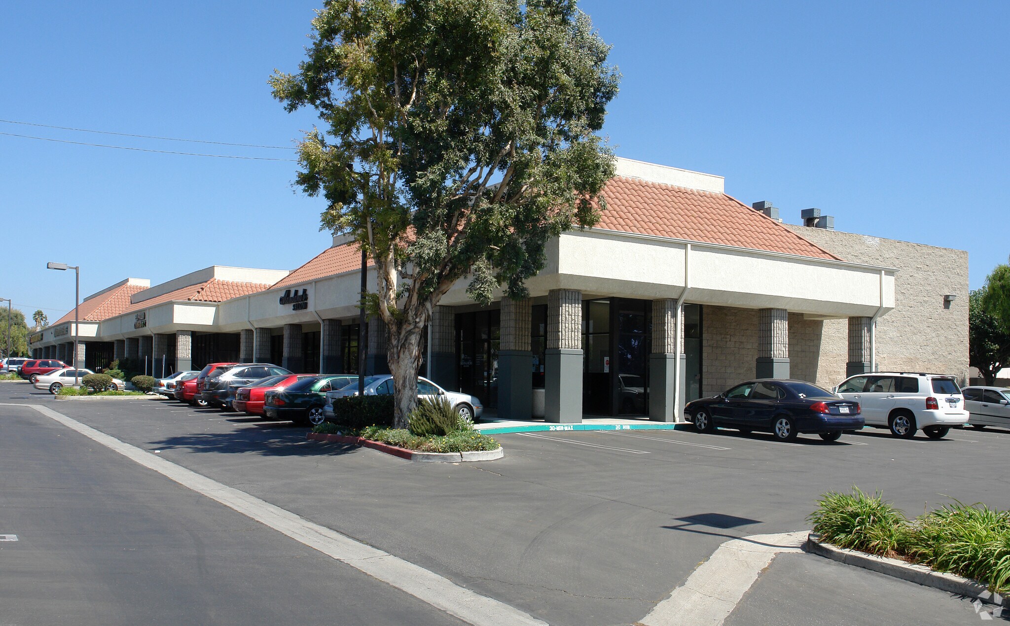 3200-3208 Los Angeles Ave, Simi Valley, CA à louer Photo du bâtiment- Image 1 de 9