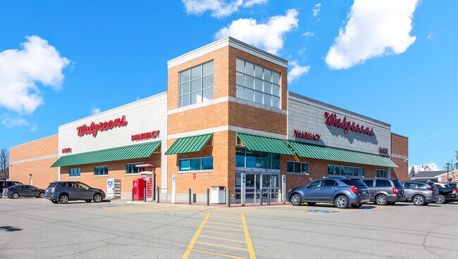 Plus de détails pour 2803 N Meade St, Appleton, WI - Commerce de détail à vendre