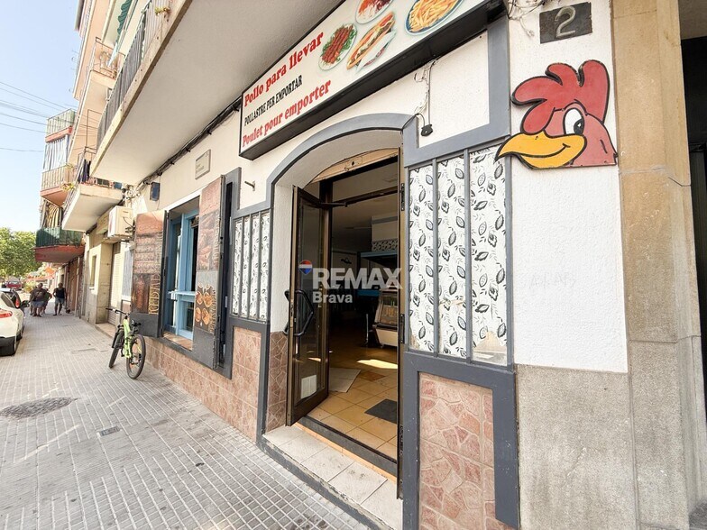 Multifamily in Roses, Gerona for sale - Building Photo - Image 2 of 4