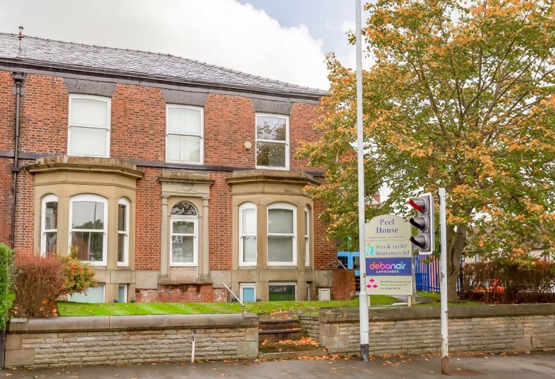 2 Chorley Old Rd, Bolton for sale Primary Photo- Image 1 of 1