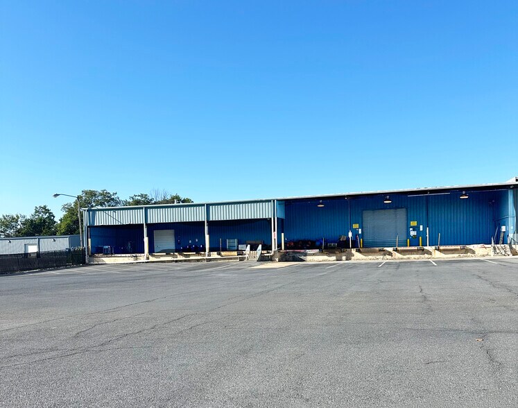 295 Front Royal Pike, Winchester, VA for sale - Building Photo - Image 2 of 6