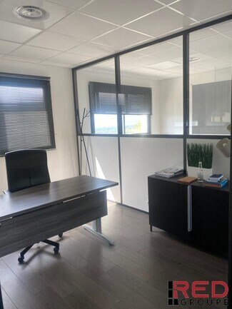 Plus de détails pour Bureau à louer