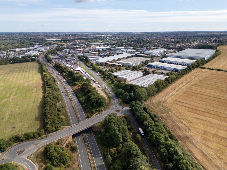 Shipton Way, Rushden à louer - Photo du bâtiment - Image 2 de 11