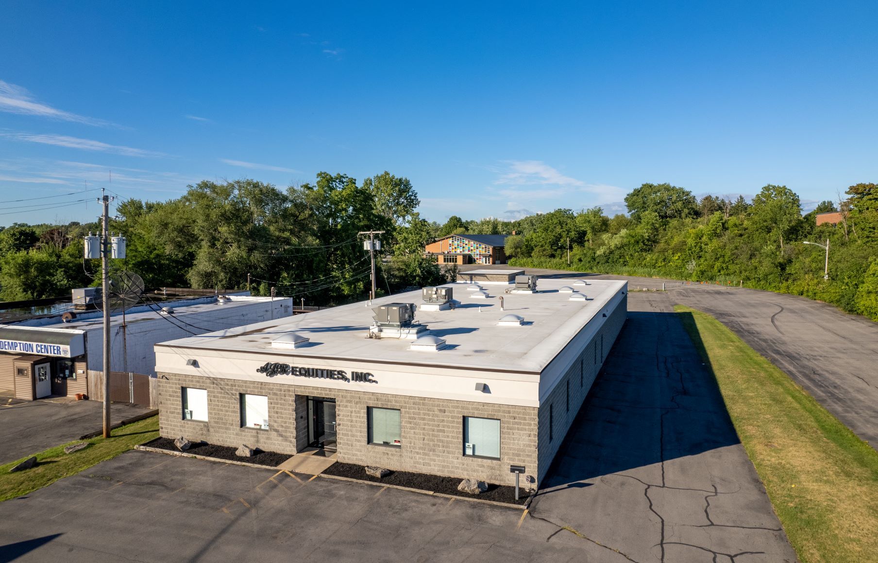 400 Old Liverpool Rd, Liverpool, NY for sale Building Photo- Image 1 of 1