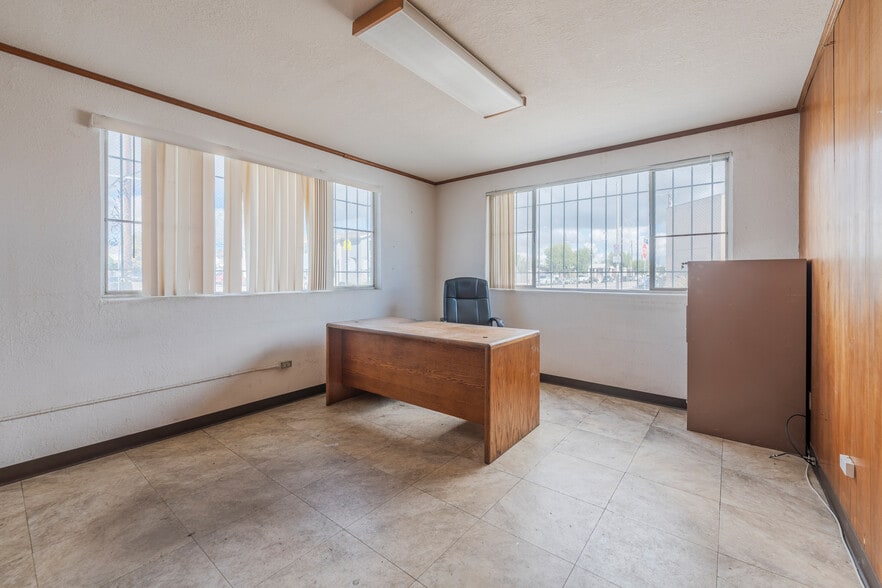 440 N Marine Ave, Wilmington, CA à louer - Photo du bâtiment - Image 2 de 18