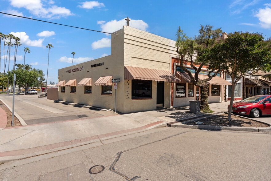 24 S 3rd St, Patterson, CA for sale - Primary Photo - Image 1 of 15