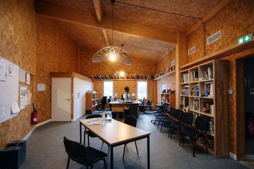 Flex in Saint-Orens-de-Gameville for sale - Interior Photo - Image 3 of 4