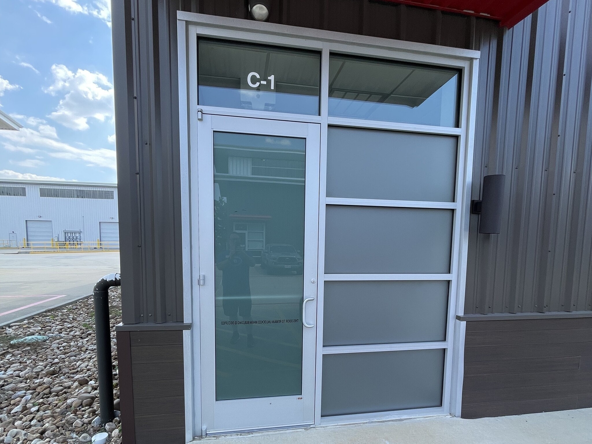 331 Corporate Wood Dr, Magnolia, TX for lease Interior Photo- Image 1 of 7