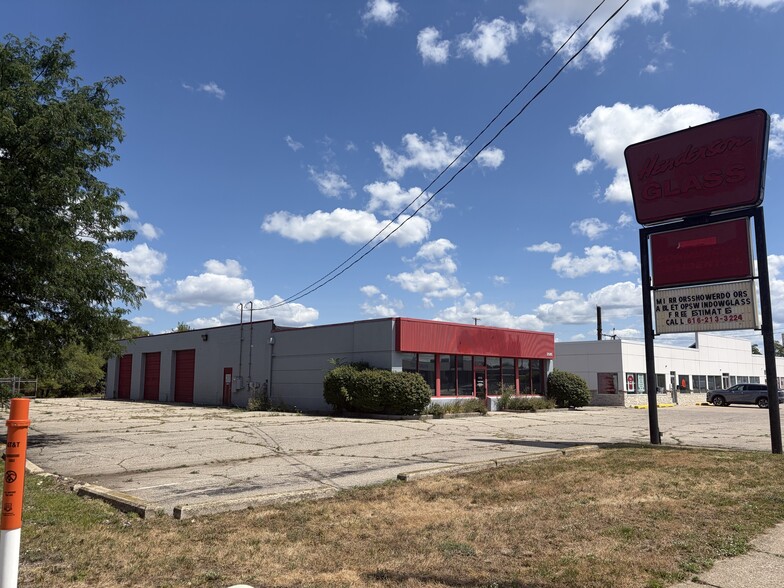 2585 28th St SW, Wyoming, MI for sale - Building Photo - Image 1 of 7