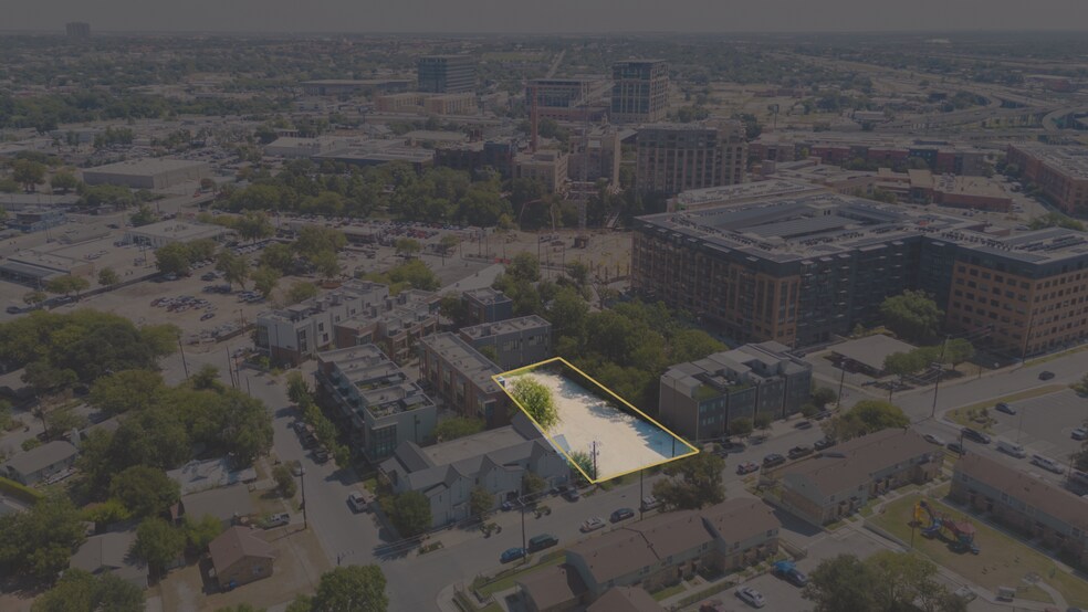 811 E Park Ave, San Antonio, TX à vendre - Photo principale - Image 1 de 5