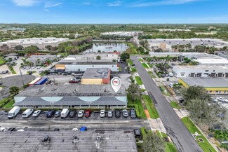 Plus de détails pour 1338 S Killian Dr, Lake Park, FL - Flex à louer