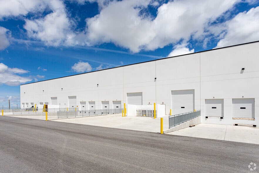 1503 Utah Avenue, Tooele, UT à louer - Photo du bâtiment - Image 3 de 10