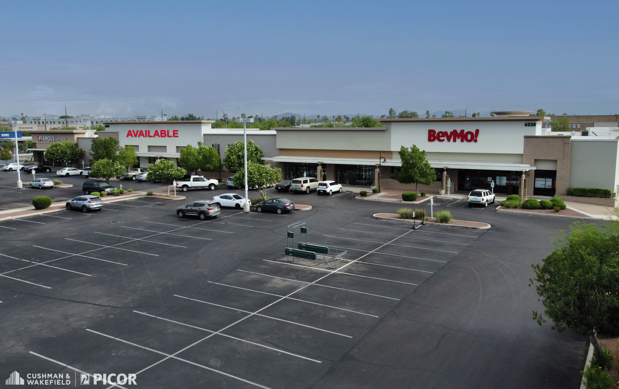 6200-6270 E Broadway Blvd, Tucson, AZ à louer Photo du bâtiment- Image 1 de 6