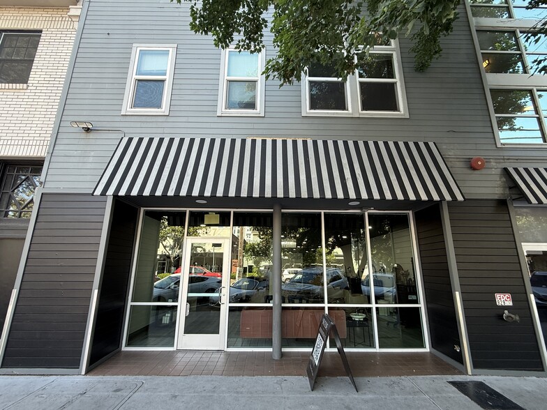 927 20th St, Sacramento, CA à louer - Photo du bâtiment - Image 1 de 29