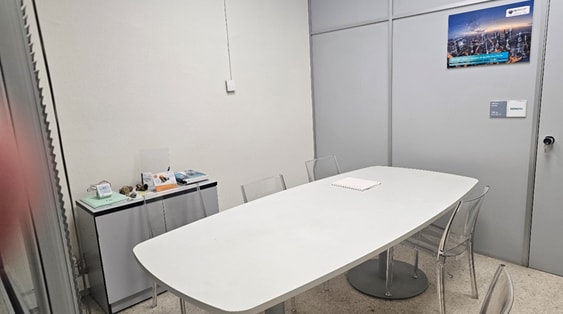 Avenida Andalucía, 58 (K), Madrid, MAD 28041 -  -  - Interior Photo - Image 2 of 5