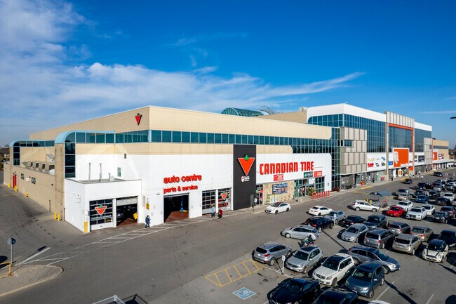 Plus de détails pour 700 Lawrence Ave W, Toronto, ON - Bureau, Commerce de détail à louer