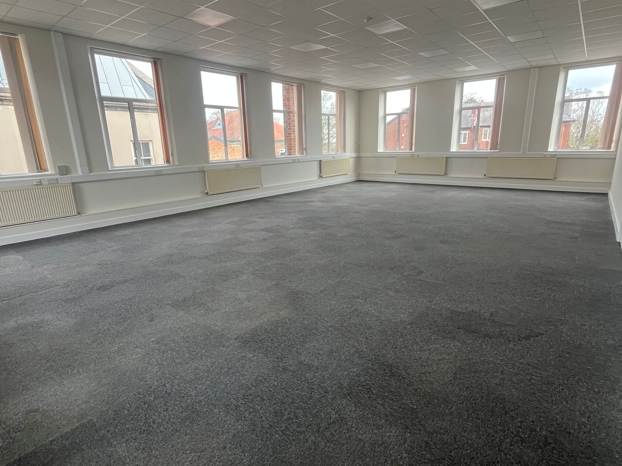 Cavendish Ct, Doncaster for lease Interior Photo- Image 1 of 4