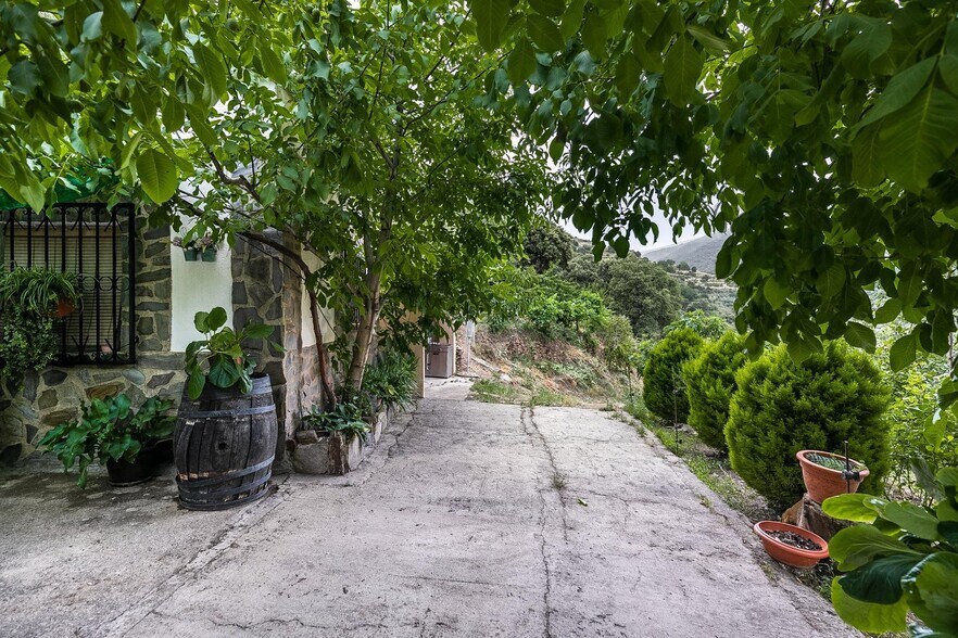 Majadillas, Güéjar Sierra, Granada for sale - Primary Photo - Image 1 of 50