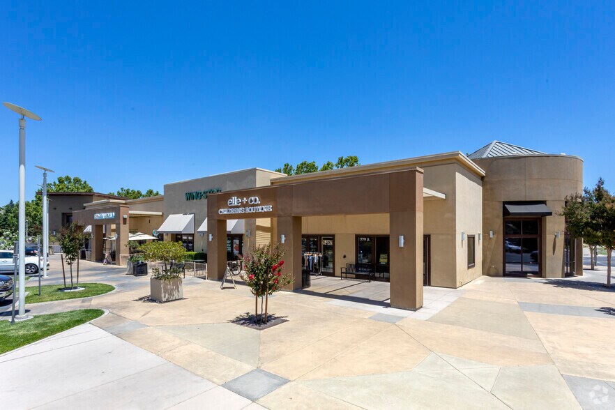 731-779 E Yosemite Ave, Merced, CA à louer - Photo du bâtiment - Image 3 de 11