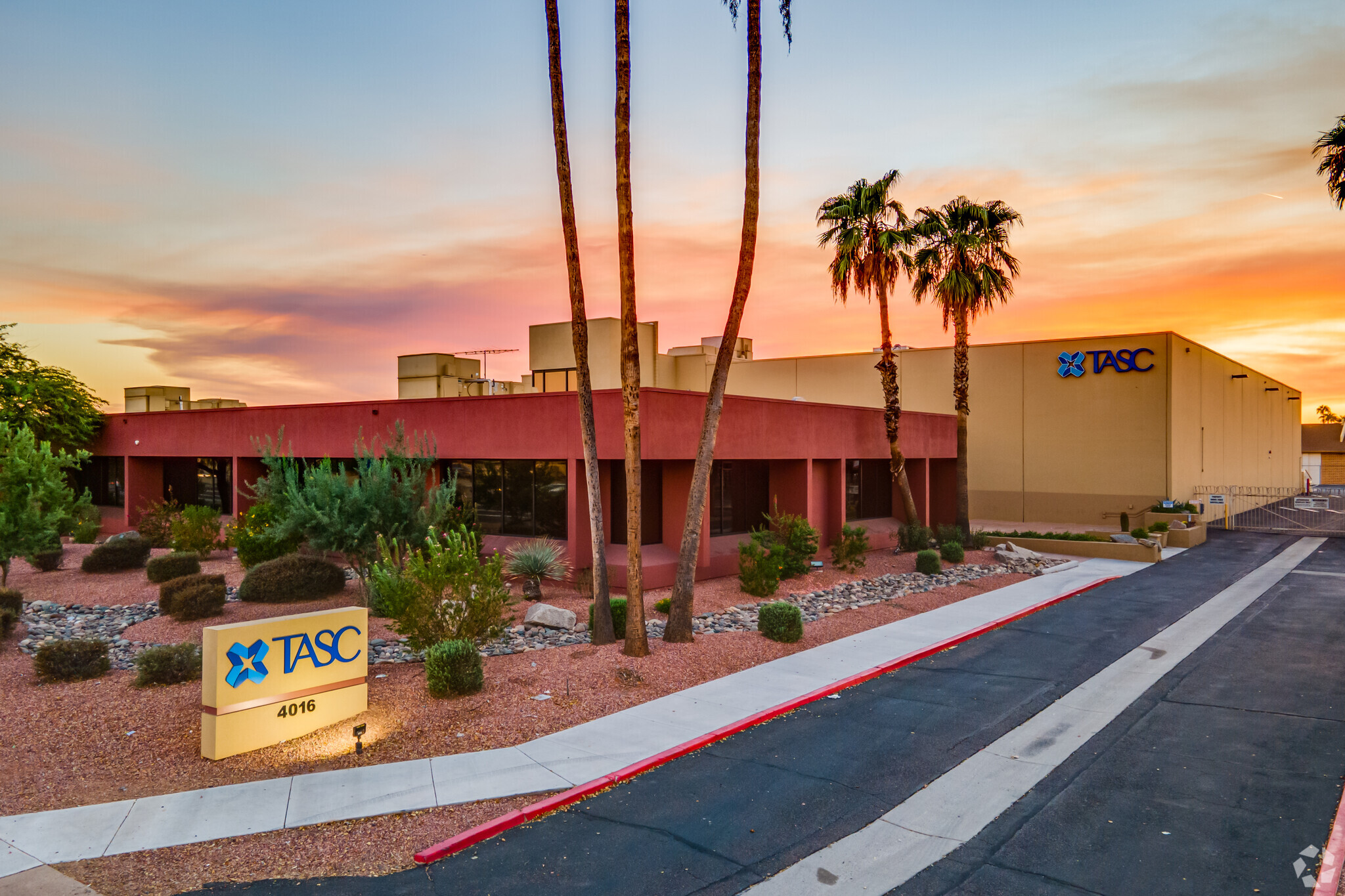 4016 N Black Canyon Fwy, Phoenix, AZ for sale Building Photo- Image 1 of 1