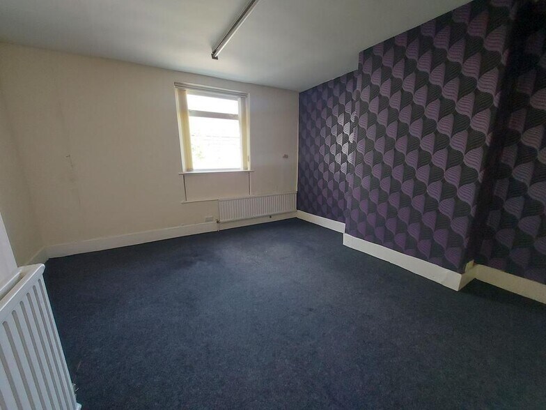 6 Russell Street, Keighley à vendre - Photo du bâtiment - Image 3 de 11