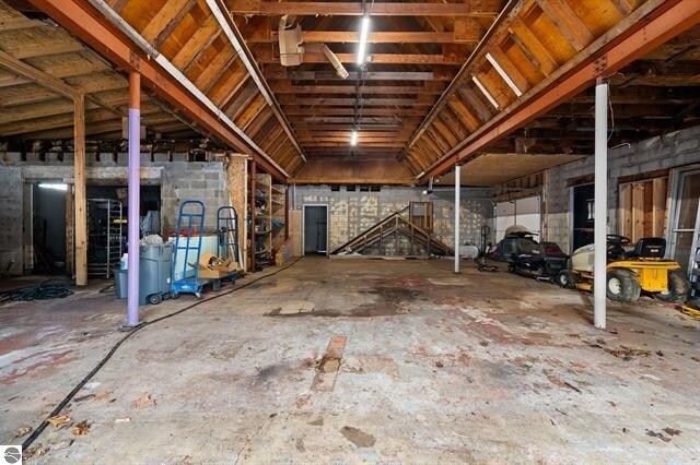 11316 W M-179 Hwy, Middleville, MI à vendre - Photo intérieure - Image 2 de 4