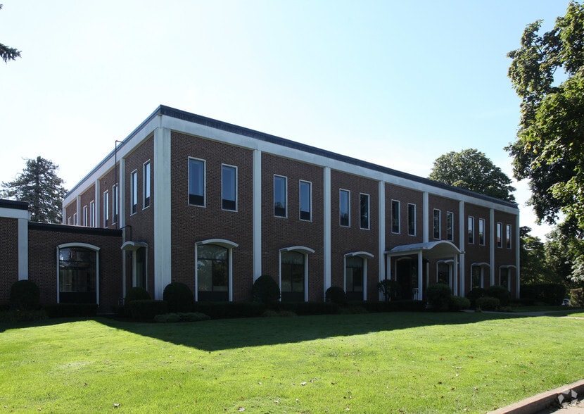 101 Ridge St, Glens Falls, NY for lease - Building Photo - Image 1 of 1