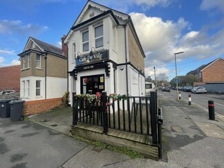 Plus de détails pour 143 Frimley Rd, Camberley - Commerce de détail à vendre