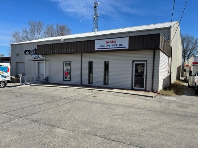 722 S Liberty St, Muncie, IN à vendre - Photo du bâtiment - Image 3 de 9