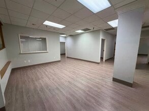 1701 Sunset Ave, Rocky Mount, NC à vendre Photo intérieure- Image 2 de 10