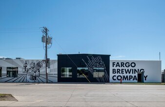 610 University Dr N, Fargo, ND for sale Building Photo- Image 2 of 9