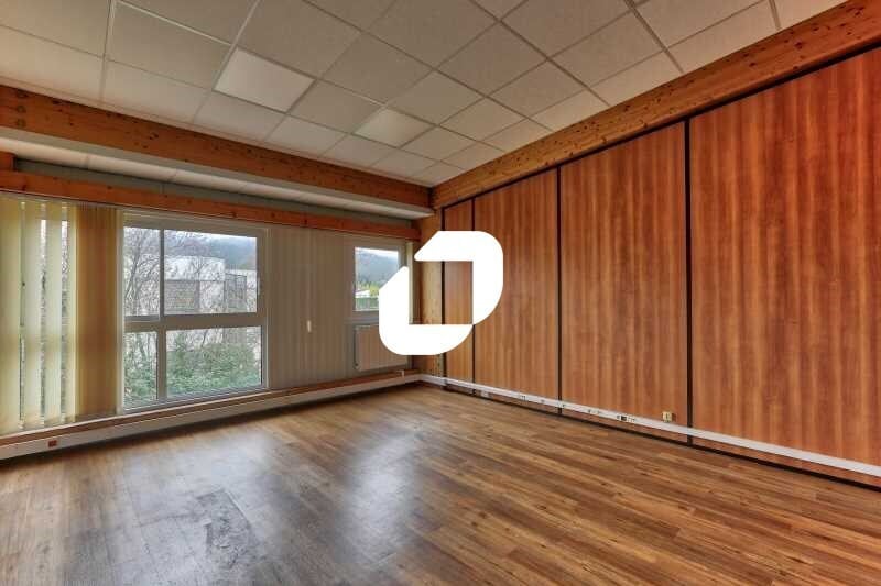 Office in Linas for lease - Interior Photo - Image 3 of 13