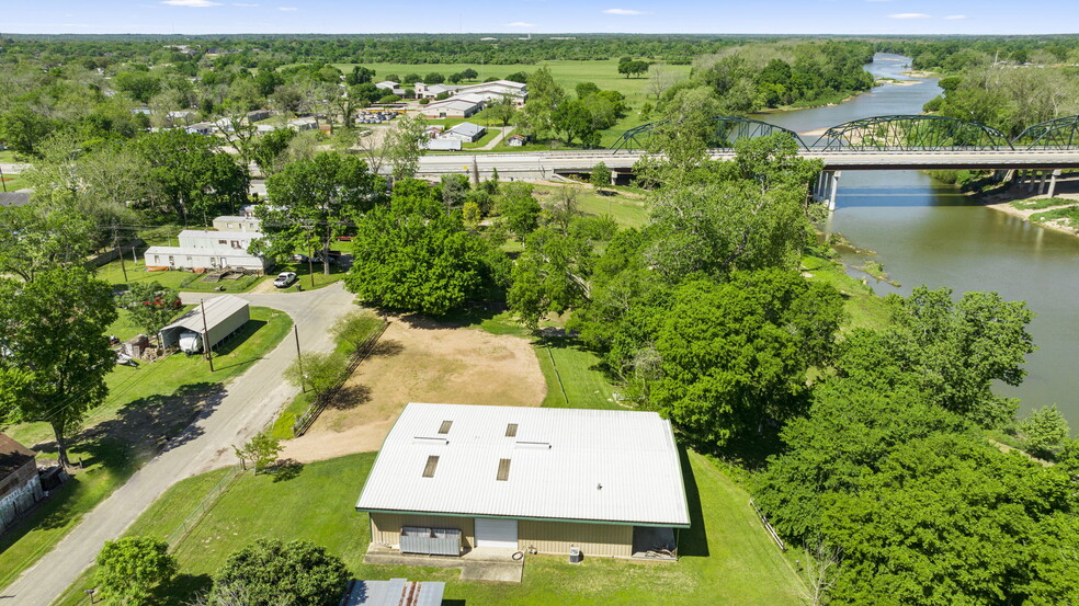 804 Robson St, Columbus, TX à vendre - Photo du b timent - Image 3 de 31