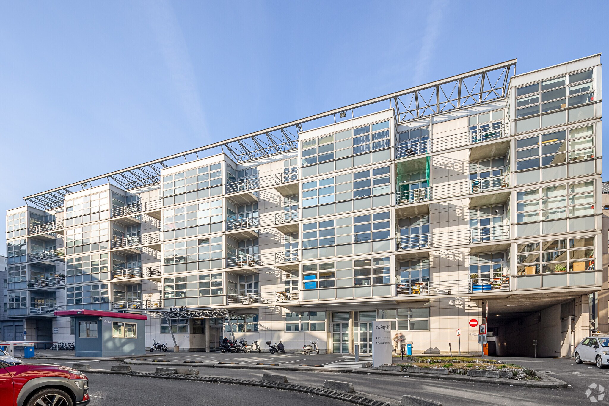 13 Rue Georges Auric, Paris for lease Primary Photo- Image 1 of 4