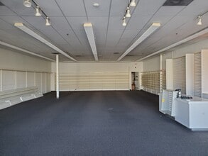305-487 Madonna Rd, San Luis Obispo, CA for lease Interior Photo- Image 2 of 4